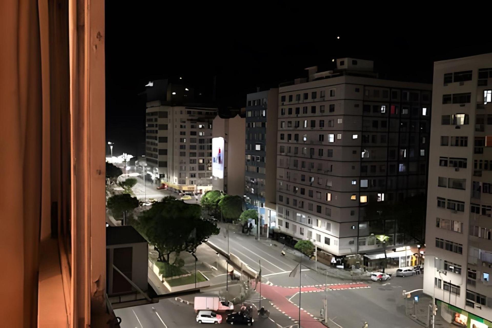 Apartamento Em Copacabana Com Vista Lateral Do Mar Ріо-де-Жанейро Екстер'єр фото