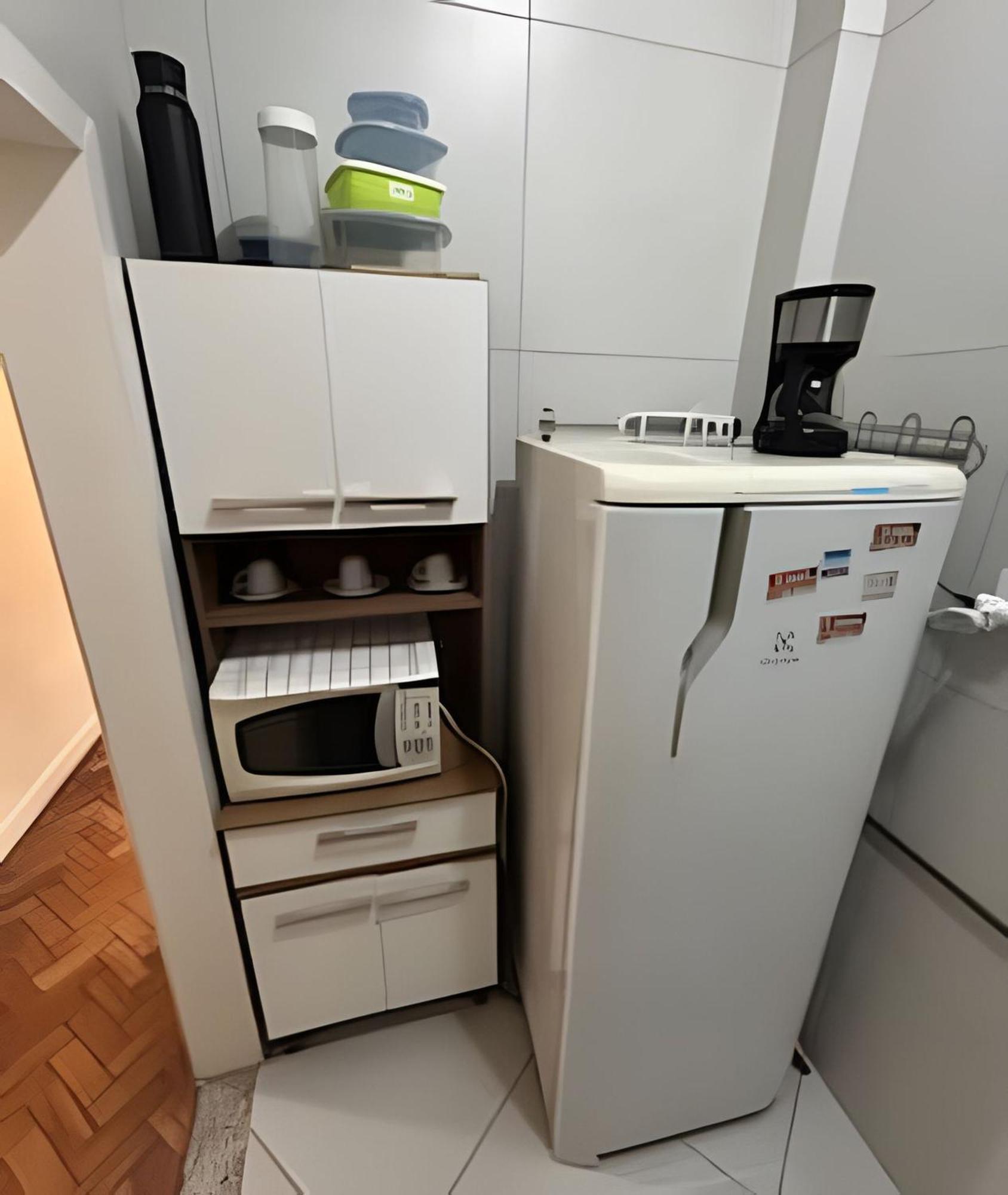 Apartamento Em Copacabana Com Vista Lateral Do Mar Ріо-де-Жанейро Екстер'єр фото